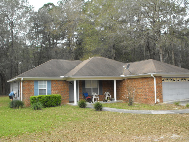 Safe Roof Cleaning - Tallahassee Florida Dscf5210