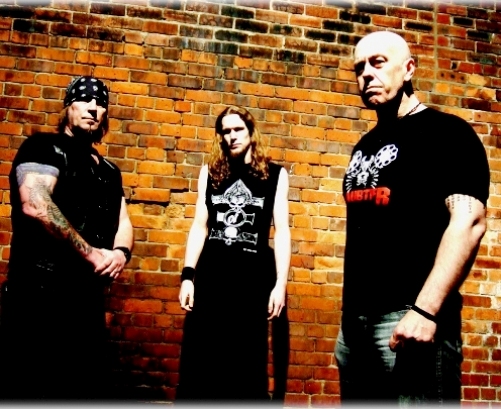 M-Pire Of Evil – Crucified (2013) Album Review Mpire_11