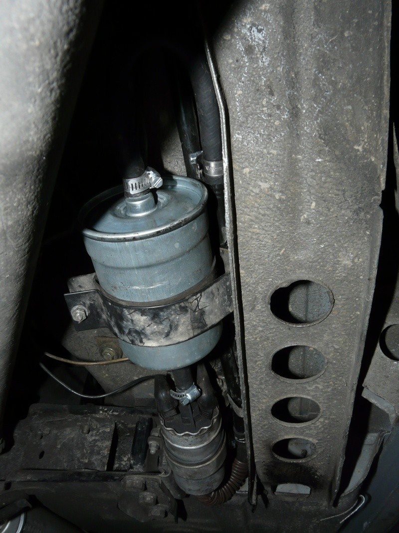 gtv6 tuyau entrée pompe essence P1050910