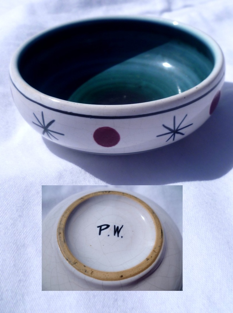 Lovely 50/60's dot & star pattern small bowl painted PW mark  P1030911