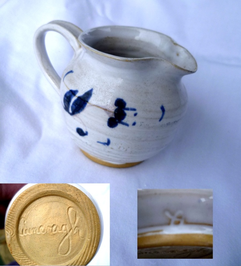 Cumeragh Pottery - YB mark P1040112