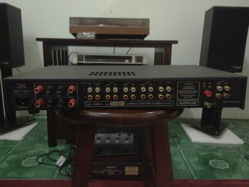 INTERGRATED AMPLIFIER ( AUDIOLAB 8000A ) sold 08052012