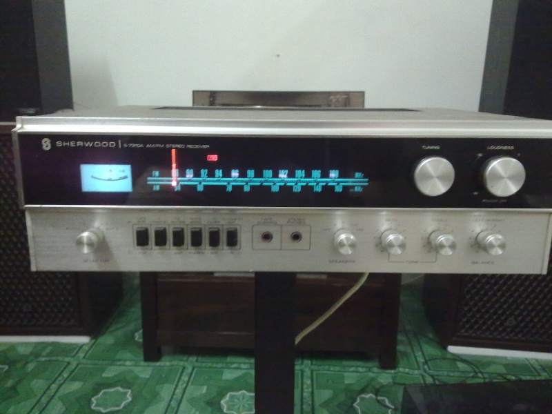 vintage amplifier 25042010