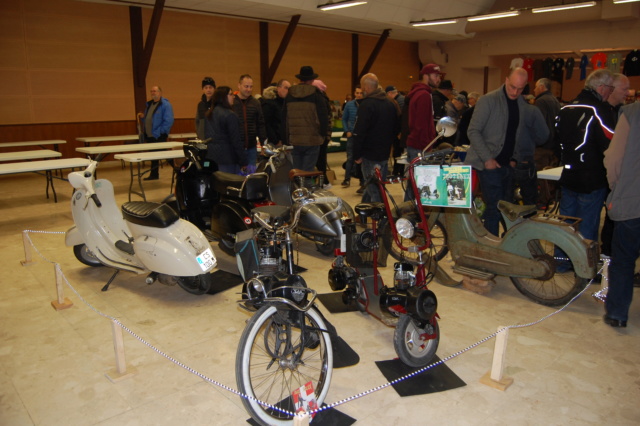 pièces - Troisième bourse aux pièces et véhicules le dimanche 7 avril 2019 + photos  - Page 2 Dsc_4620