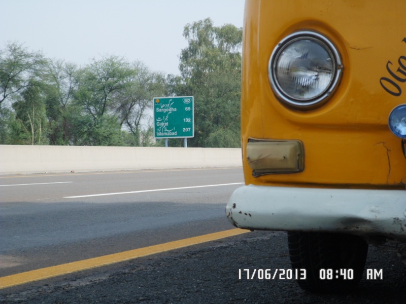 Pakistan - Missionare - 1969 Early/Low Light RHD T2a Bay Window Walkthrough Microbus Sam_4123