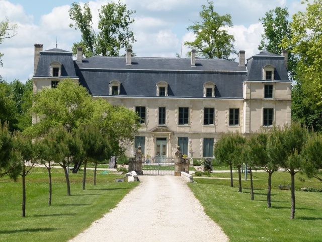 Quelques chateaux dans le Medoc P1150628