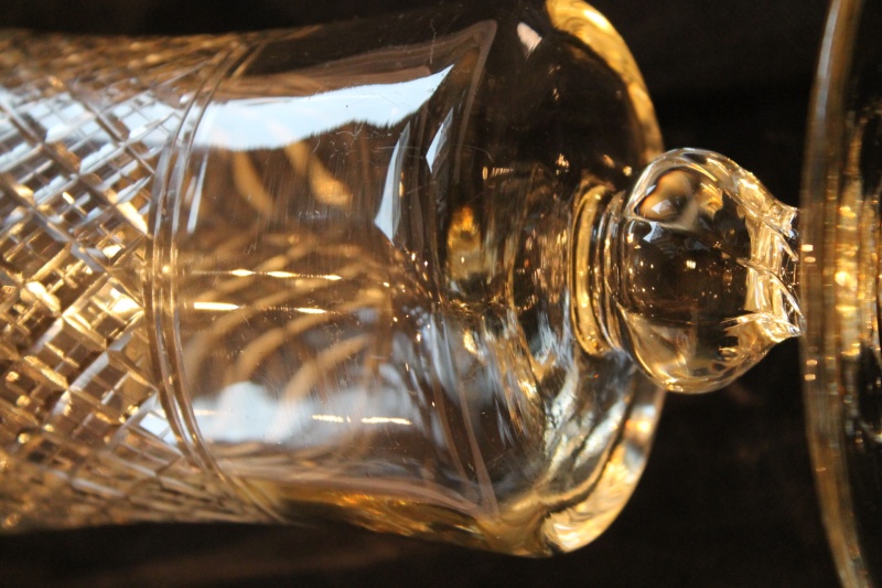 Got some lovely looking stuff the other day. First off... a vase? Img_1212