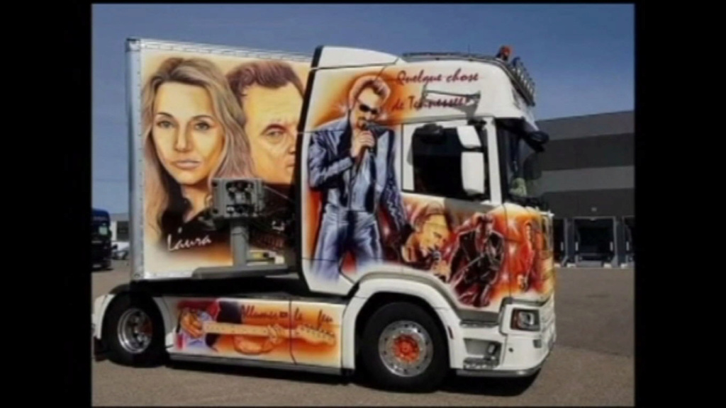 Les camions décorés Johnny 1310