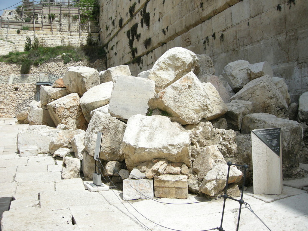 Le Temple ne serait pas là où les juifs le pensent (documentaire) Ab450d10