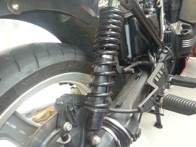 Oil in the swingarm 20130612