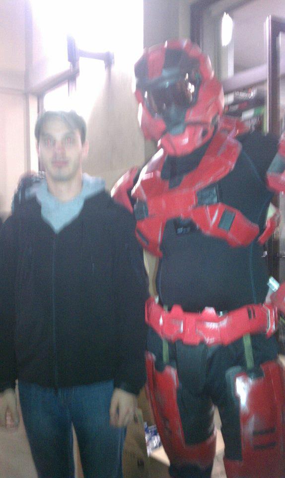 Halo Reach Suit at the Halo 4 Midnight Release 53076010