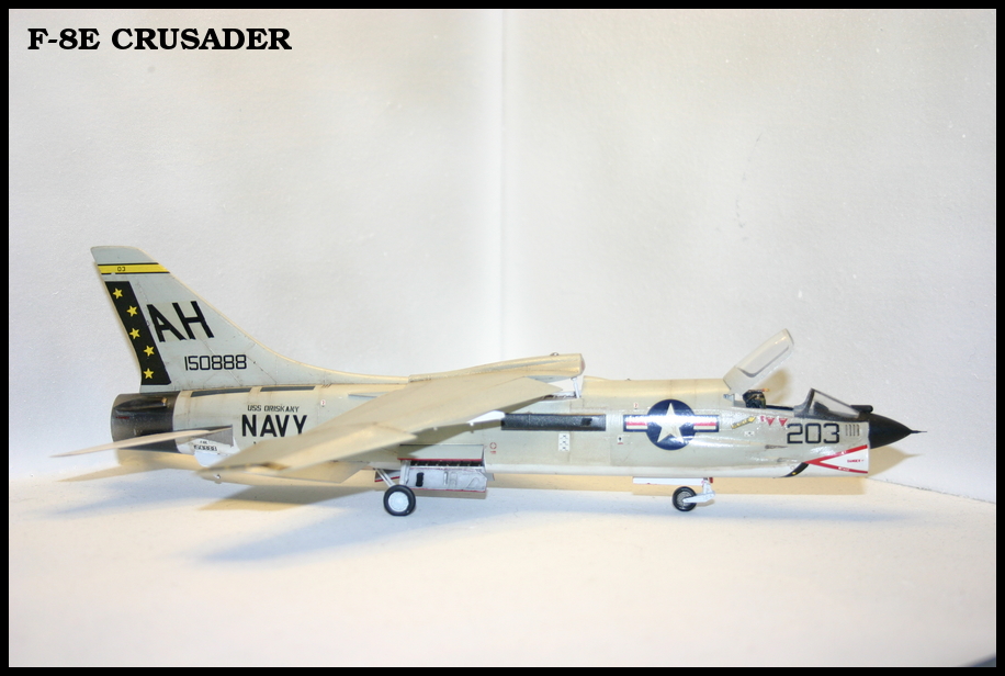 [Hasegawa] F-8E Crusader --FINI-- M_f8e_10
