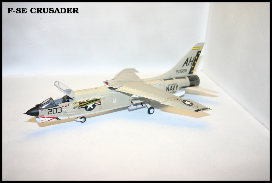 [Hasegawa] F-8E Crusader --FINI-- M_f8e_14