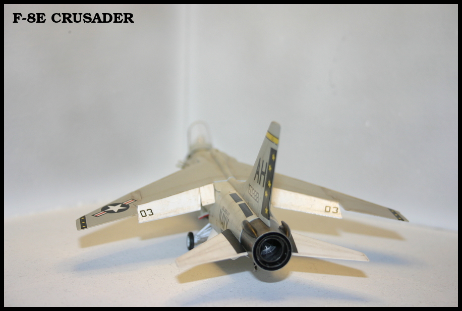 [Hasegawa] F-8E Crusader M_f8e_17