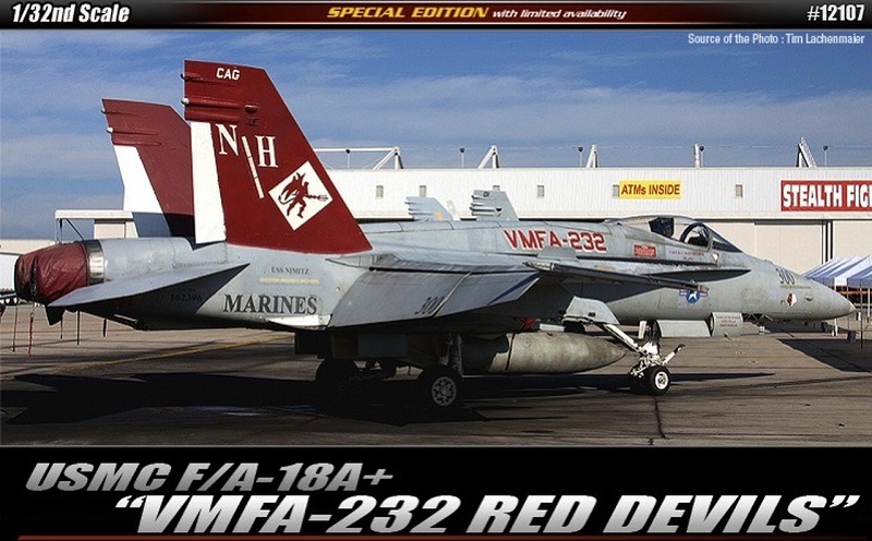 F-18 A+ 1/32 [Academy 12107] [Montage terminé] 0010