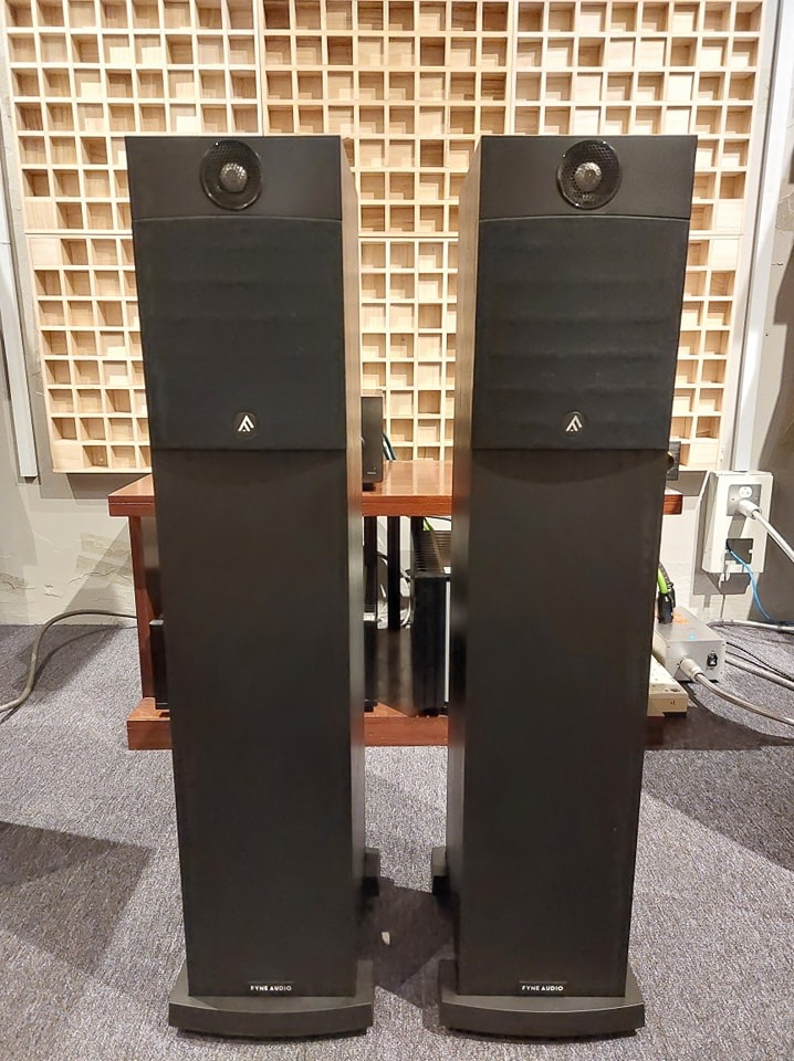 Fyne Audio F302i Floorstanding Speaker (Used) 7640b310