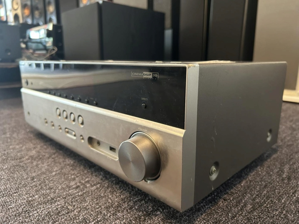 Yamaha RX-V577 7.2Ch Natural Sound AV Receiver (Used)(No Remote) Ea017310