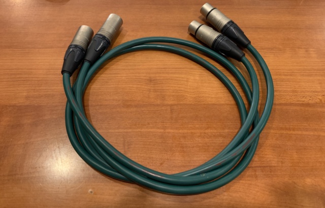 Shurewood XLR-XLR audio cable (1m) (Used) Img_3229