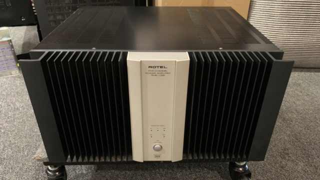 Rotel RMB-1095 5-Channel Power Amplifier (Used) Img_5112
