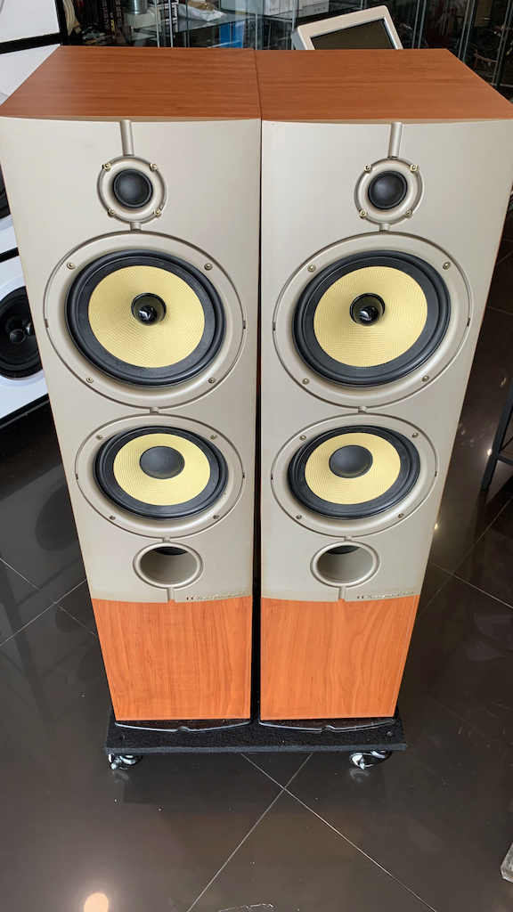 Wharfedale Diamond 8.4 Floorstanding Speaker (Used) (SOLD) Img_6111