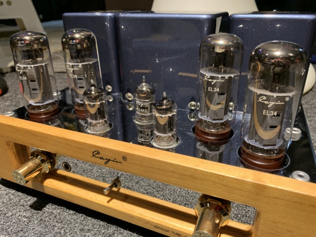 Cayin MT-35 Integrated Tube Amplifier (Used)  Img_8316