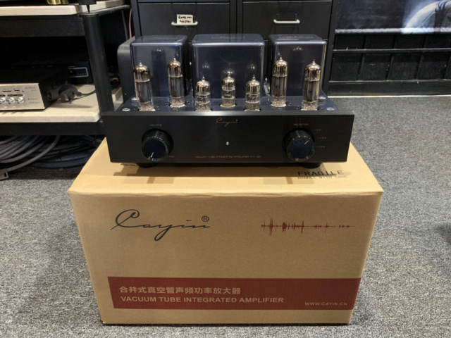 Cayin MT-12N EL84 Integrated Amplifier (SOLD) Img_9324