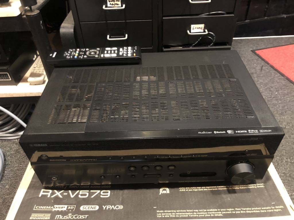 Yamaha RX-V579 7.2-channel AV receiver (Sold) Tempi103