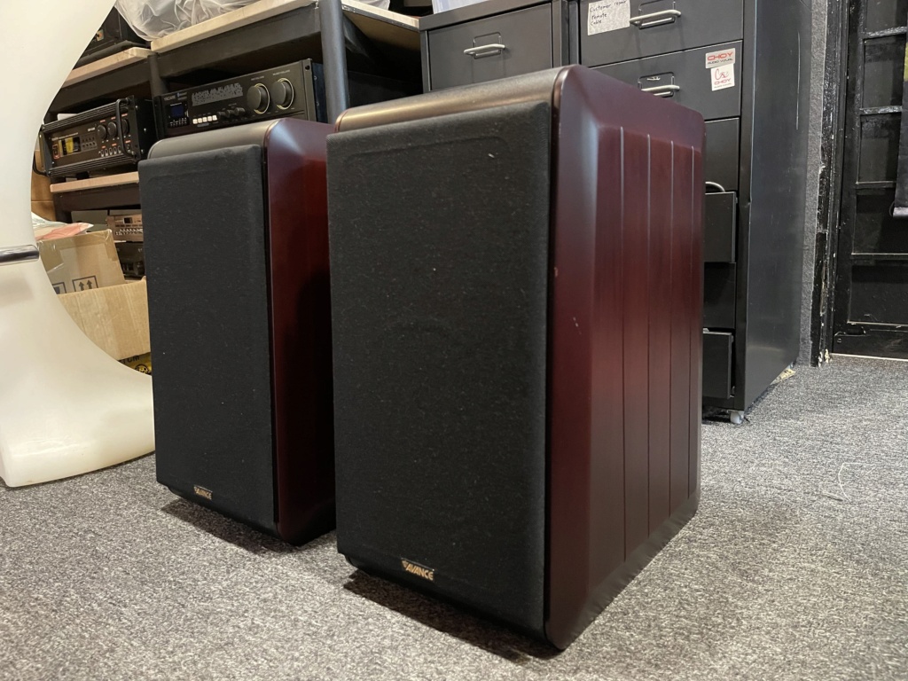 Avance Bookshelf Speaker (Used) Tempi130