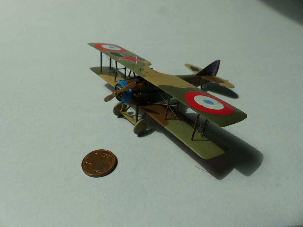 FINI Les couples part 4 : les as des as GM1 SPAD XIII et Fokker Dr.I (1918) P1030150