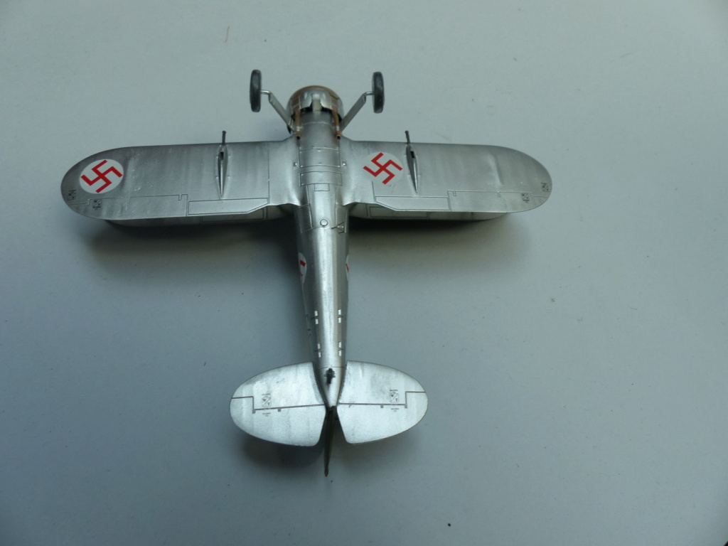 [AIRFIX] 1/72 - Les pays impliqués n°13 Lettonie avec un Gloster Gladiator P1050126