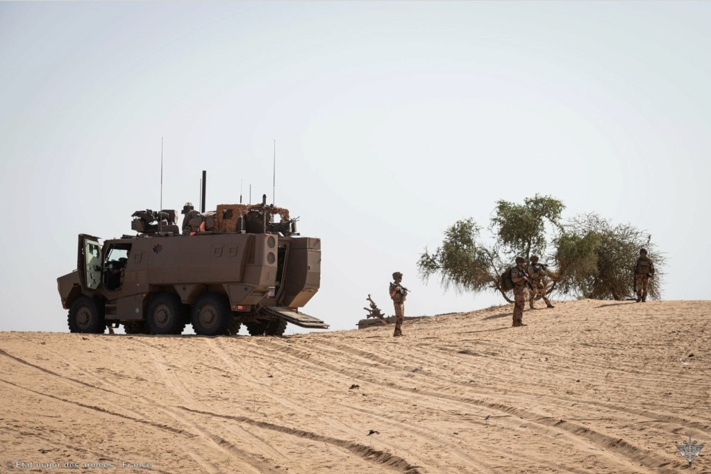 Les premiers Griffon à Barkhane Ffnurz10