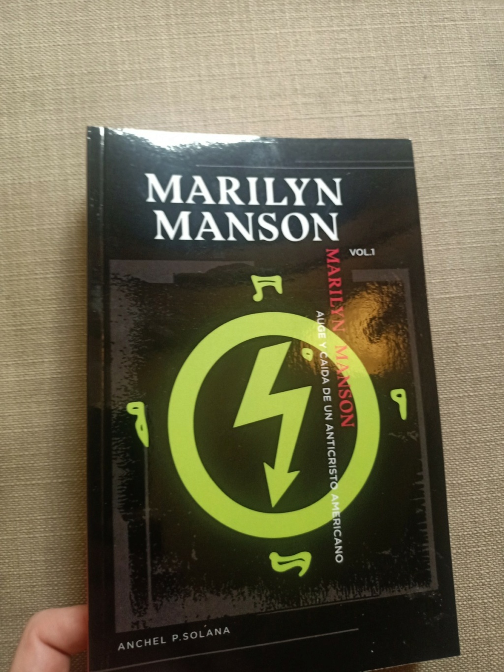 Marilyn Manson: Auge y Caída de un Anticristo Americano". El libro definitivo de la banda (y artista) en castellano.  - Página 4 Img20216