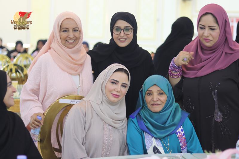 ندوة في التمكين الاقتصادي والسياسي للمرأة العمانية ودور الإعلام في تحقيقة Acio810