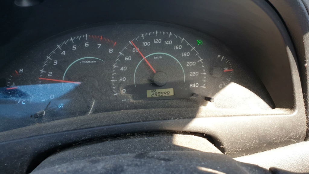 Camry slides past 300,000 kms 20230211