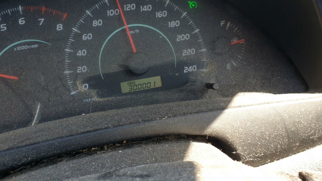 Camry slides past 300,000 kms 20230213