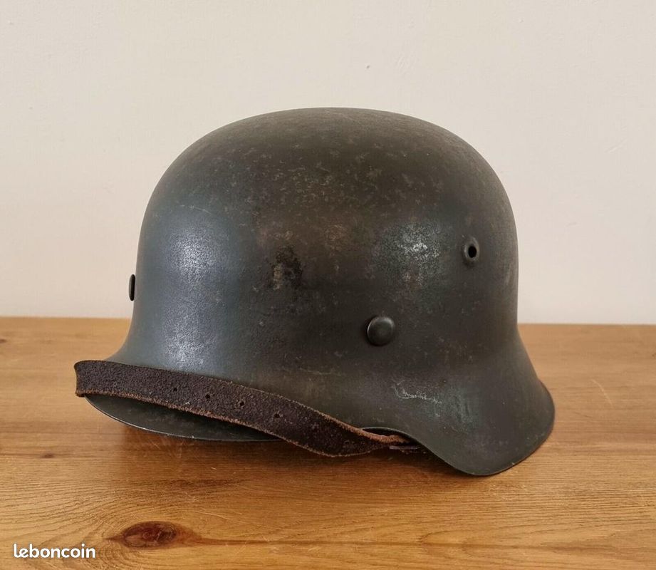 Doute casque allemand B59be410