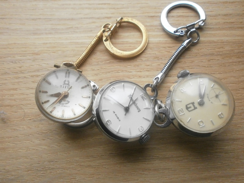 montre boule Titus Renault Dauphine P4270110