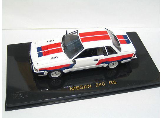 1/43 eme NISSAN 240RS IXO Ry3d4012