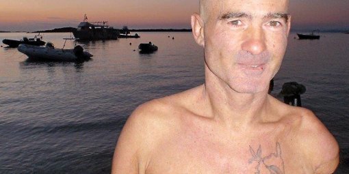 Traversée de Sète sans bras,Thierry Corbalan nage dans le bonheur ! Sans-b10