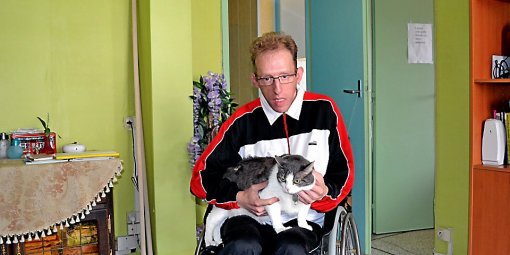 Sébastien Taconnet,handicapé,est prisonnier chez lui à Béziers Un-acc10