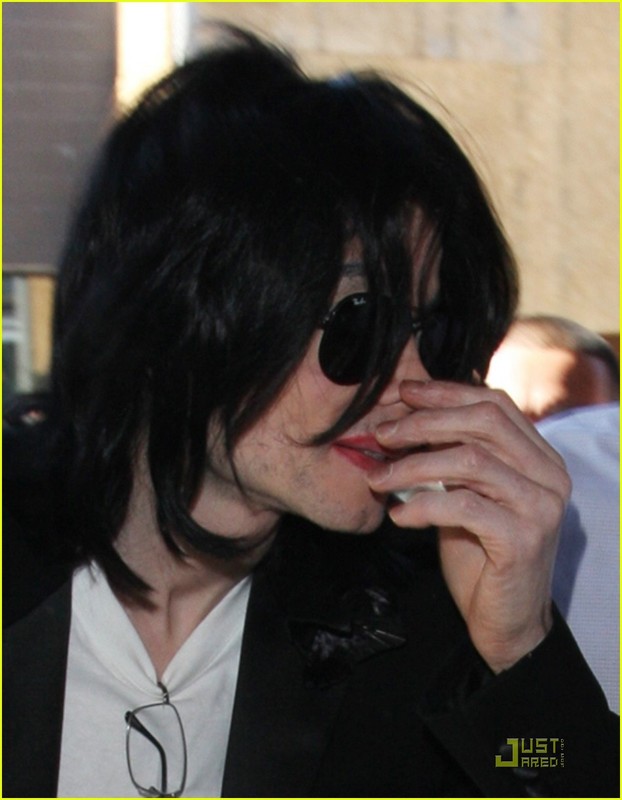 [NOUVELLES PHOTOS & VIDEO] Michael Jackson fait du shopping  Los Angeles! 0910