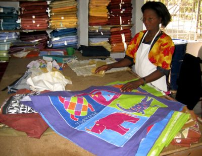 Moda Africana - Tecidos e panos tradicionais - Página 7 4vario10
