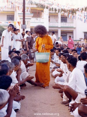 Sathya Sai ~ His teachings Divine10