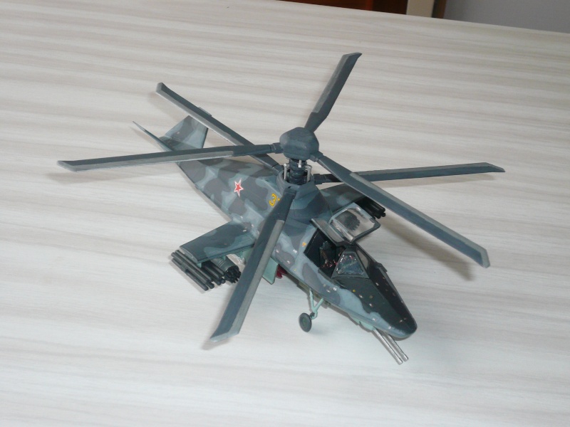 [CONCOURS HELICO] Kamov Ka-58 stealth [Revell] 1/72 MONTAGES FINIS!!!!!!!(MAJ 26/12/08) - Page 6 P1010721