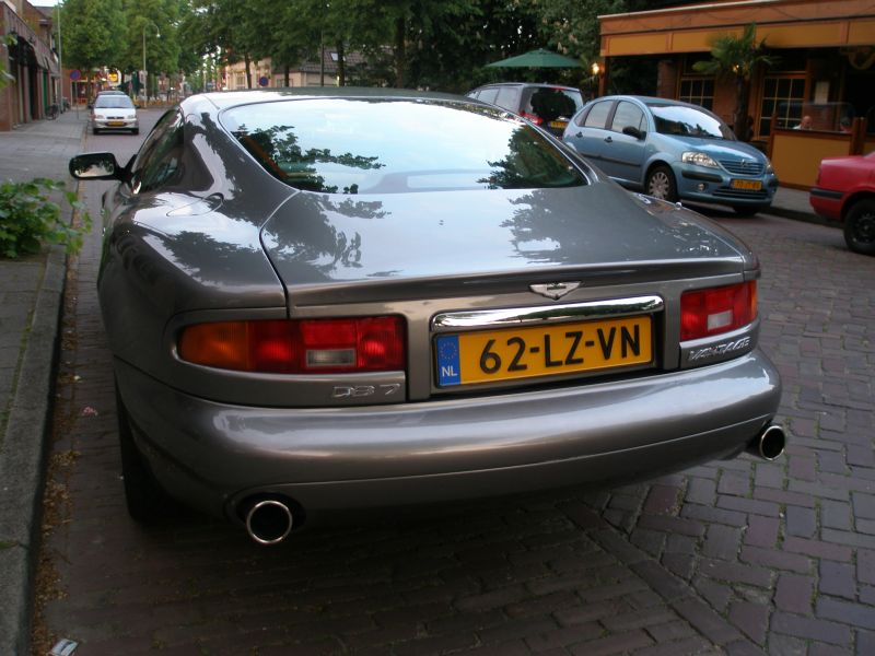 Aston Martin DBS.Vanquish.DB9&Cabrio.DB7 Vantage` 2210