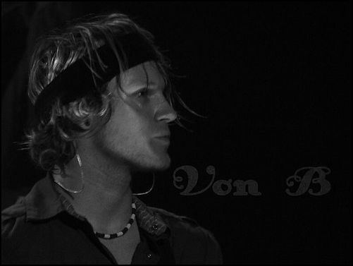 [Gallery] Photos de Dougie - Page 18 Doug110