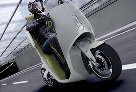 [IMG] Les scooters du Futur Xo_mov12