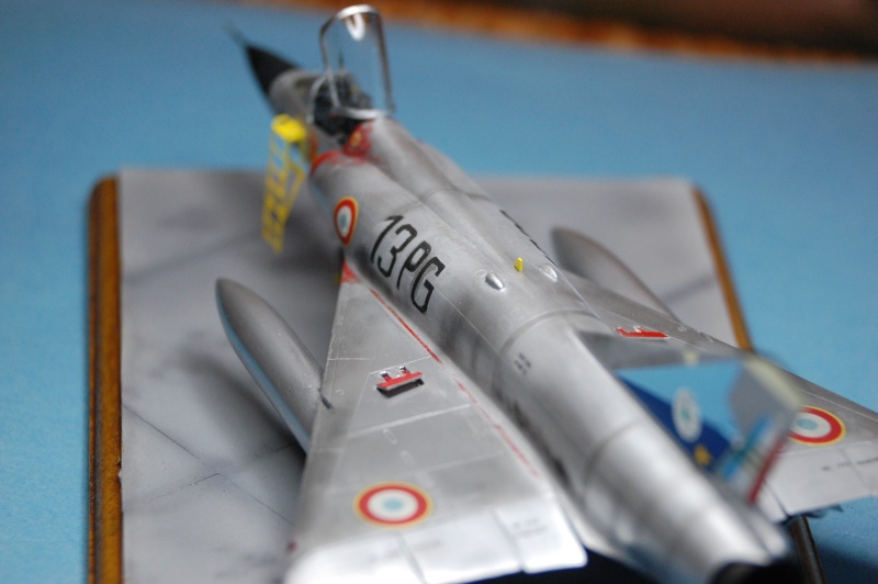 Mirage IIIE - Heller - Papa Golf en très courte finale 1/72 (VINTAGE) Dsc_0041