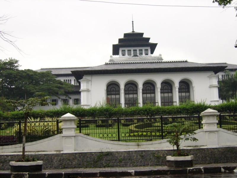 [Indonésie] - Gedung Sate (Bandung) 11270910