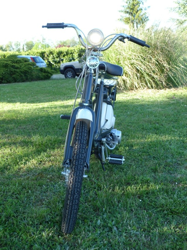 Honda P50, le coléoptère au moteur dans le... P1030214